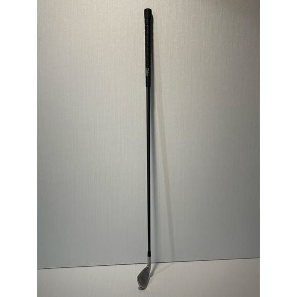 Titleist Select Custom Graphite Technology gold club 981 Iron 5 right handed - Picture 2 of 5